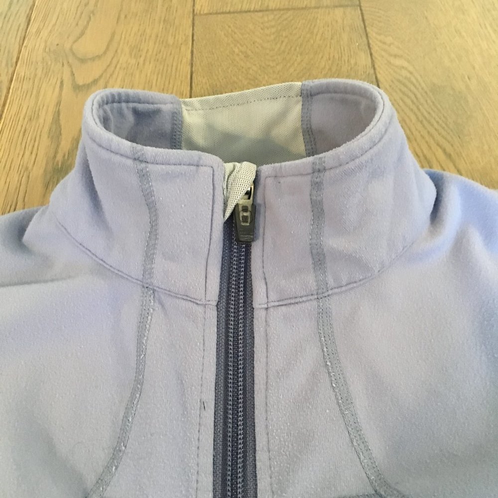 Lululemon Catch Me Air Jacket (rare) - Picture 6 of 9